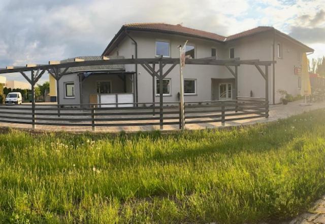 Apartamenty Zatorze Leszno  Exterior photo
